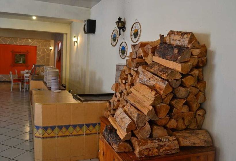 בית מלון כפרי Villa Santa Cruz Creel