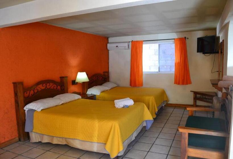 בית מלון כפרי Villa Santa Cruz Creel