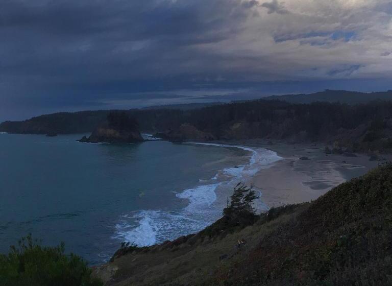 فندق Trinidad Bay Bed And Breakfast