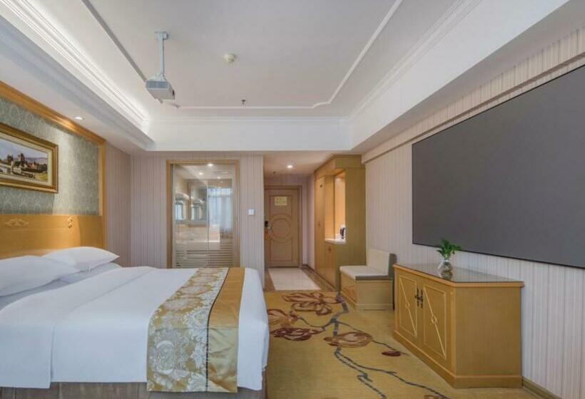 Vienna Hotel Nanning Qingxiu Mountain