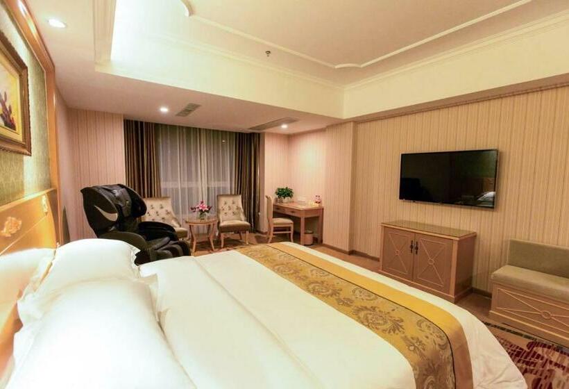 Vienna Hotel Nanning Qingxiu Mountain