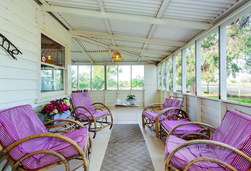 Lochinver Farm Homestead & Cottages