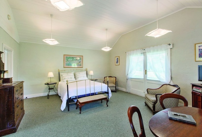 Lochinver Farm Homestead & Cottages