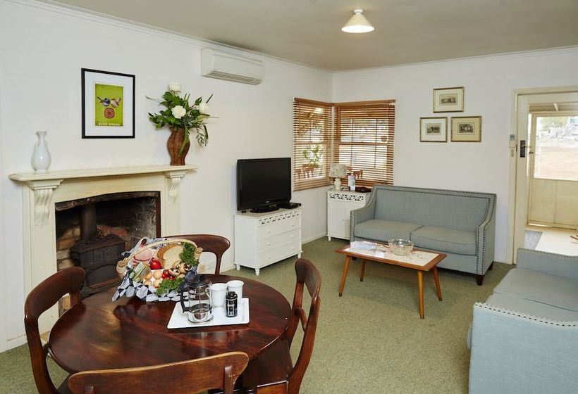 Lochinver Farm Homestead & Cottages