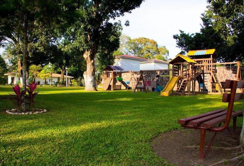 Maju Hotel Campestre & Spa