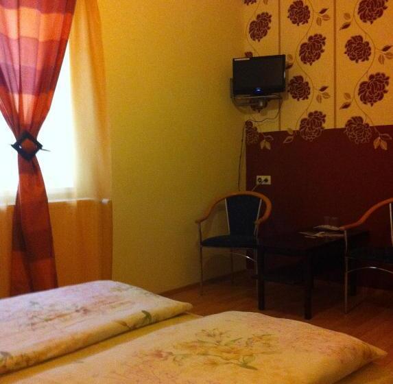 Op Art étterem és Panzió