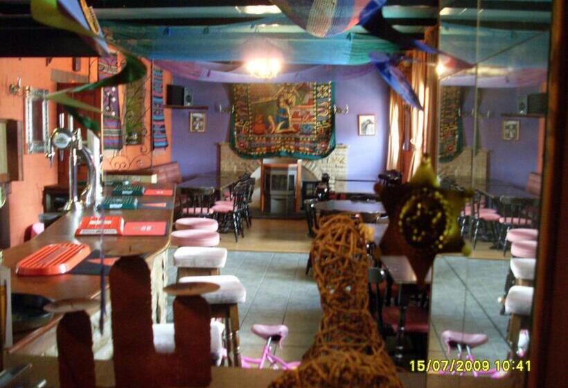 Pantyrathro International Hostel