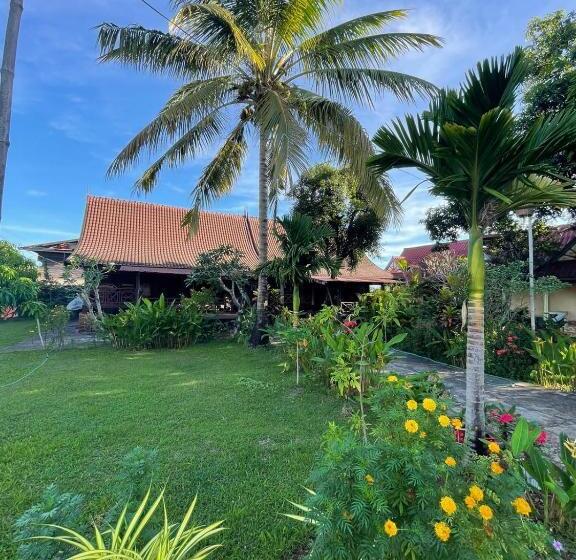 Pension Anouxa Riverview Guesthouse