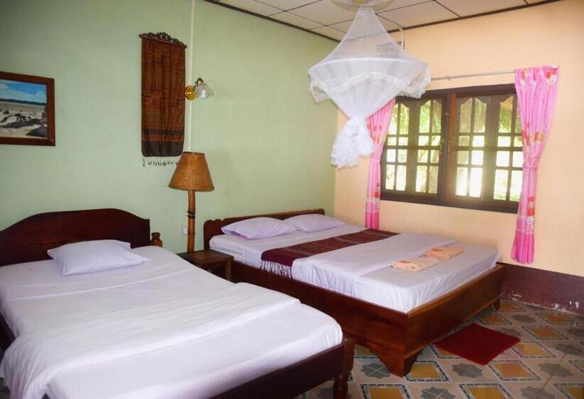 Pension Anouxa Riverview Guesthouse