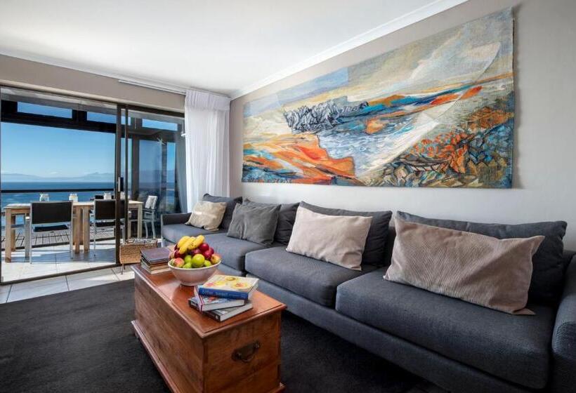 بنسيون Cliff Lodge