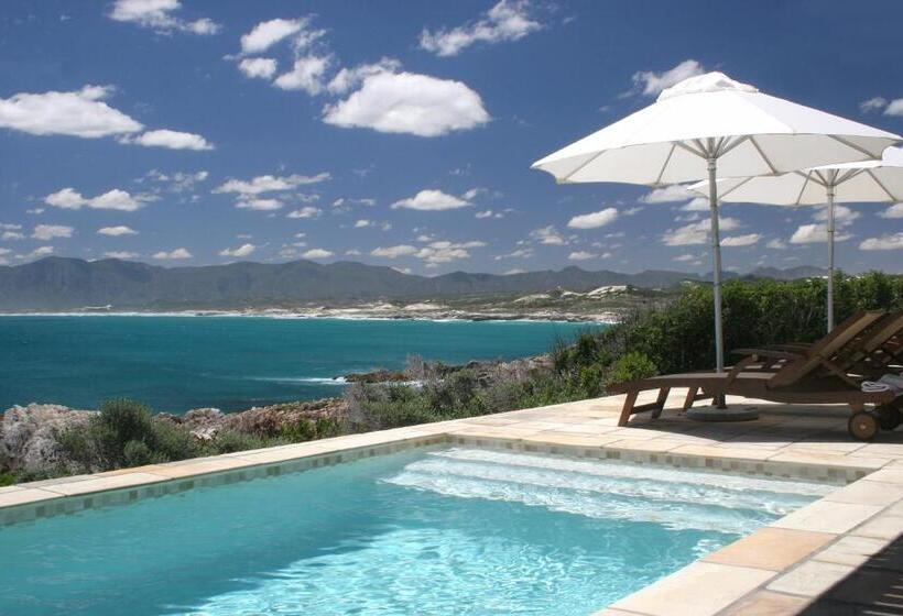 بنسيون Cliff Lodge