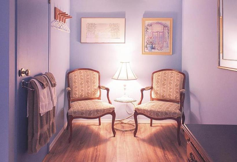 بنسيون Dave & Honey's Accommodation