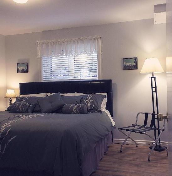 بنسيون Dave & Honey's Accommodation