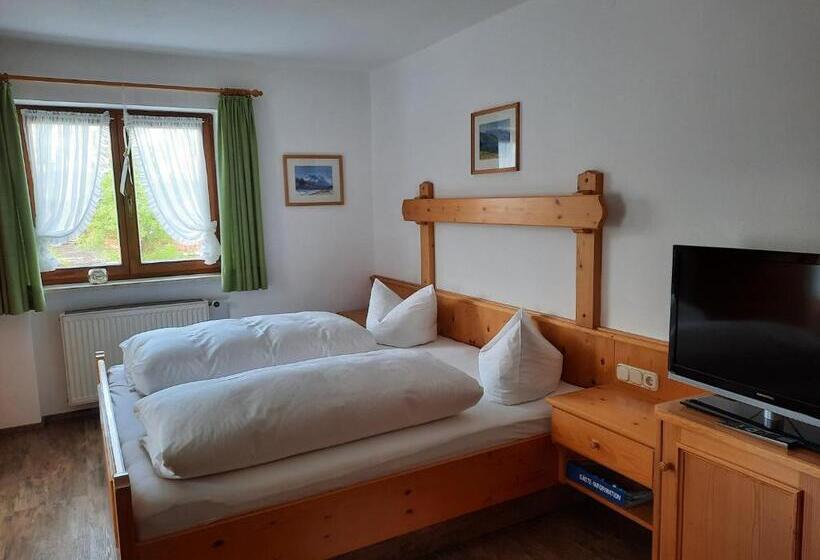 پانسیون Gästehaus Annemarie