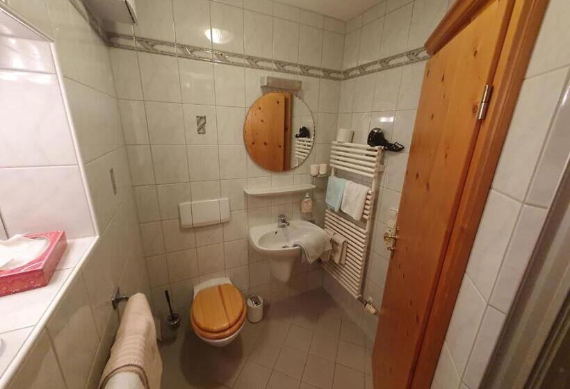 پانسیون Gästehaus Annemarie