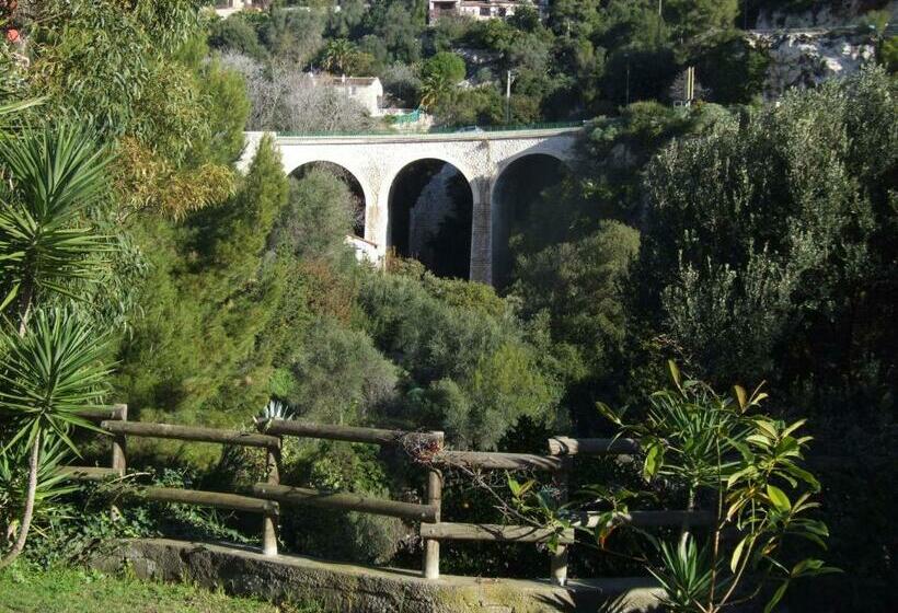 پانسیون La Masa