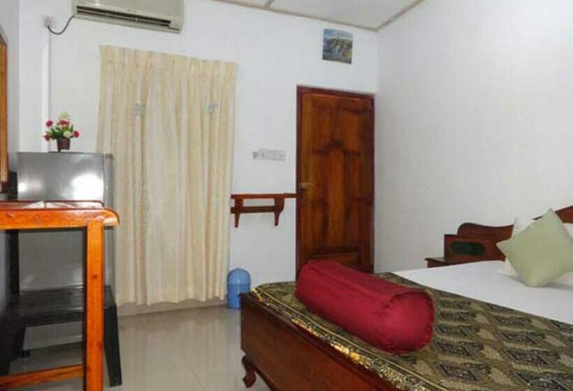 리조트 Dutch Bay Beach Cottages