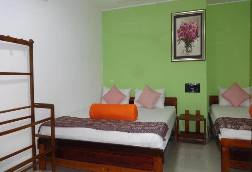 리조트 Dutch Bay Beach Cottages