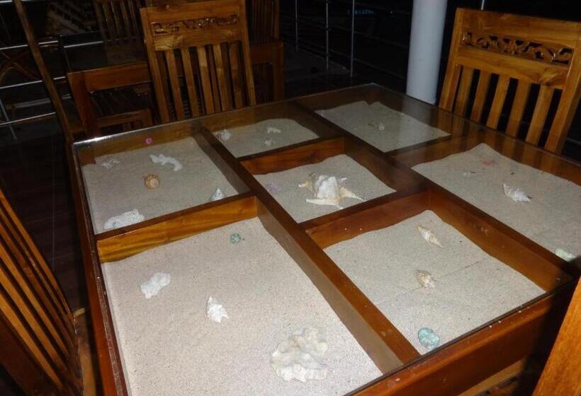 리조트 Dutch Bay Beach Cottages