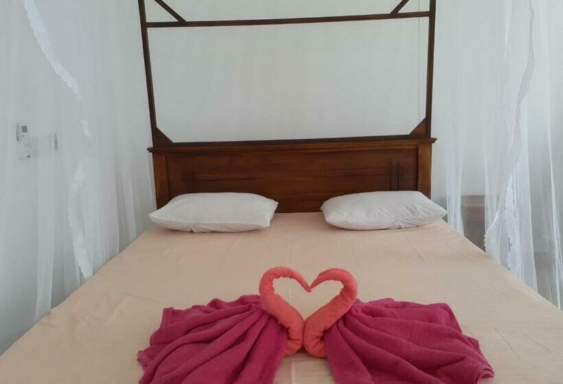 Samaro Resort