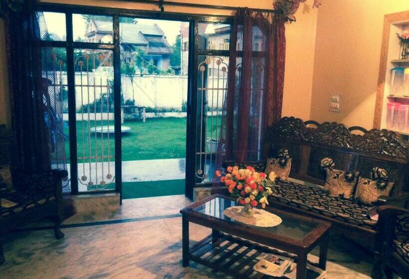 住宿加早餐  Dilaram Guest House