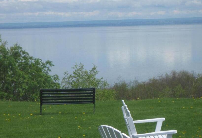 Bed and Breakfast Gite La Maison Rochefort