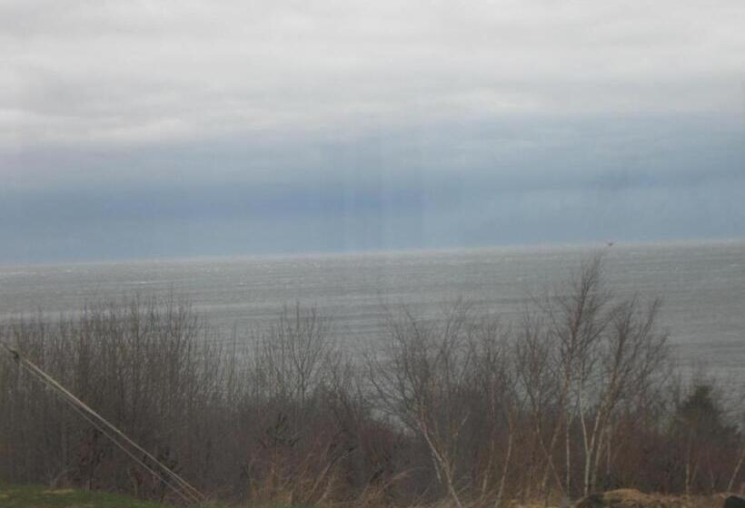 Bed and Breakfast Gite La Maison Rochefort