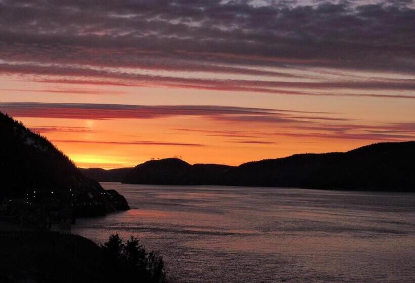 Bed and Breakfast Gite La Maison Rochefort