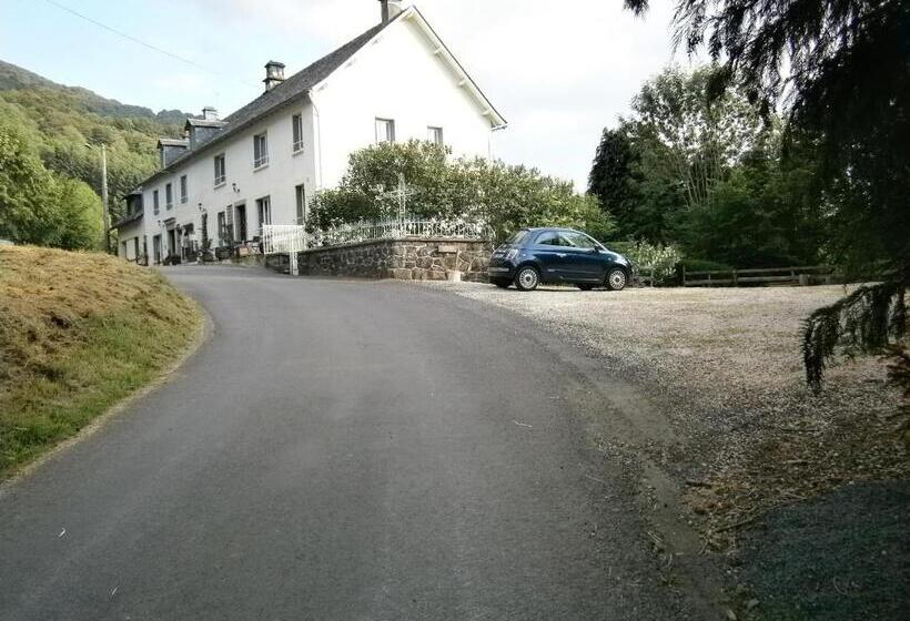 ベッドアンドブレックファースト Les Sources