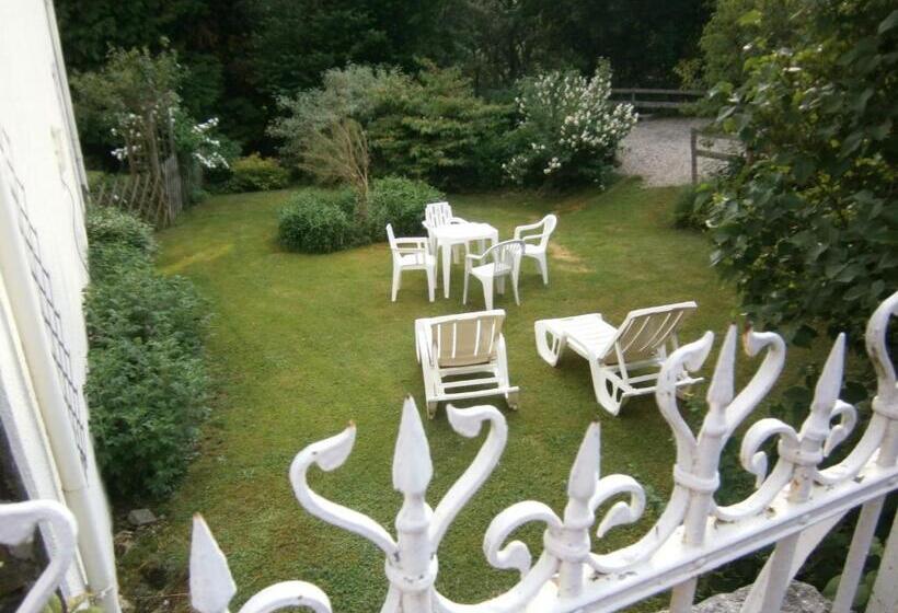 ベッドアンドブレックファースト Les Sources