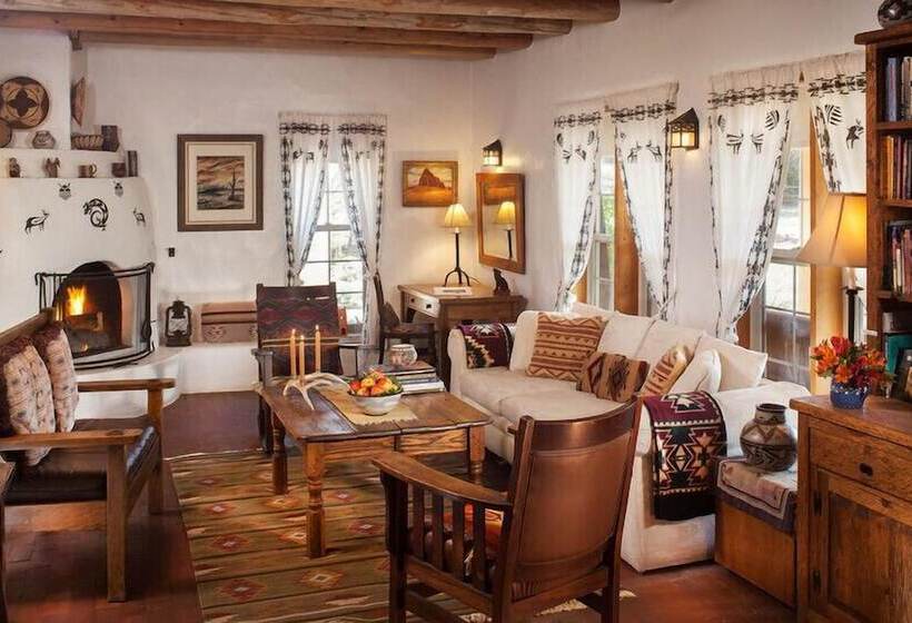 Casa Escondida Bed & Breakfast