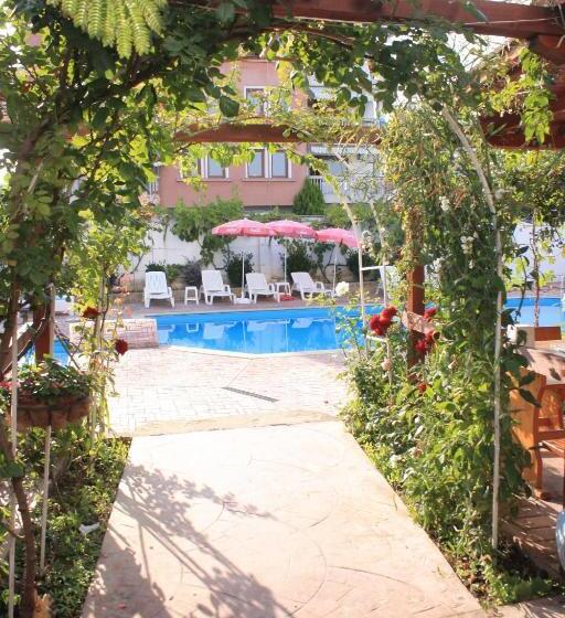 ホテル Alba Family Club