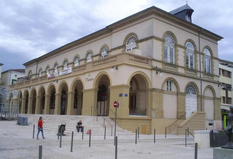 בית מלון כפרי De La Gare