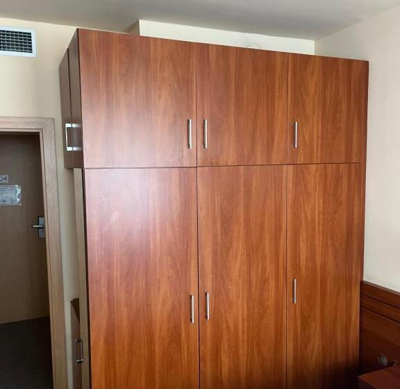 Отель Estella Superior