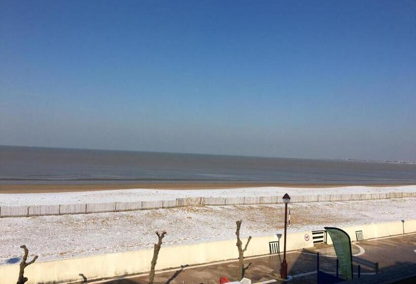 فندق Hôtel Restaurant L'atelier Des Cousins