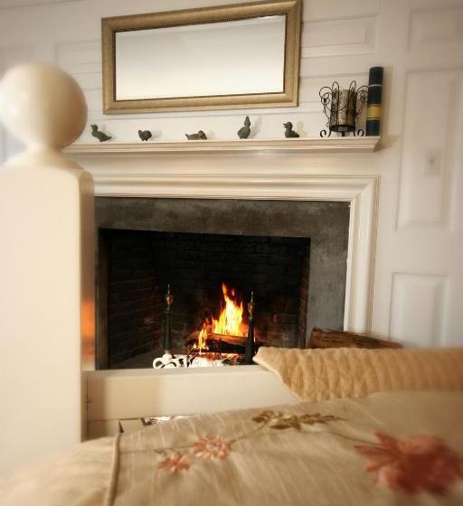 ホテル Lamb And Lion Inn