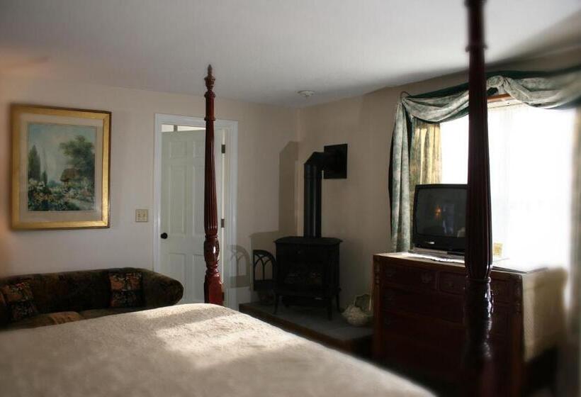 ホテル Lamb And Lion Inn