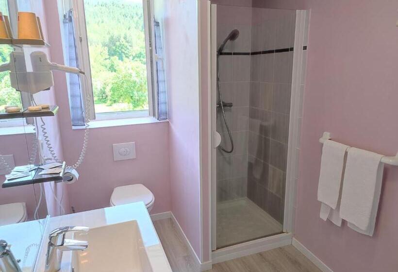 Отель Le Relais De Ceilhes