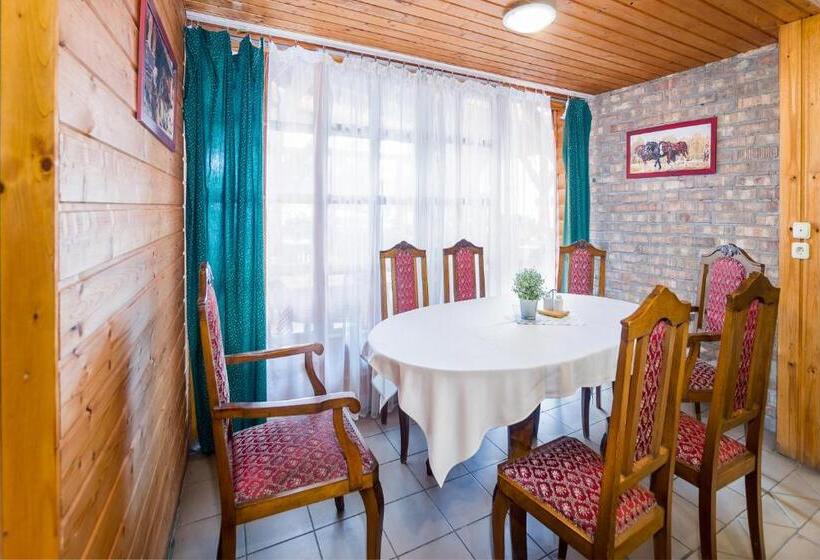 Lipicai Hotel és étterem