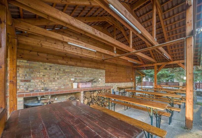 Lipicai Hotel és étterem