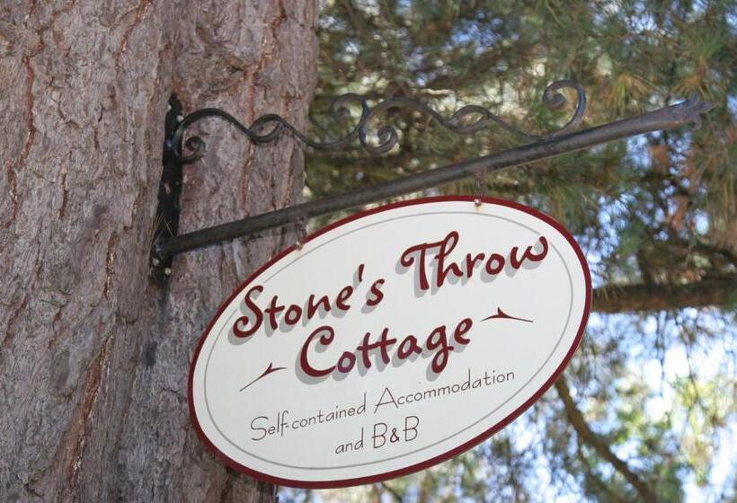 Stone's Throw Cottage Bed And Breakfast