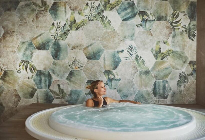 هتل Sofia Alcudia Beach