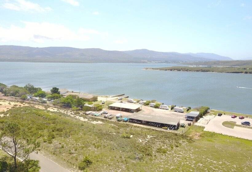 پانسیون Lagoon Edge