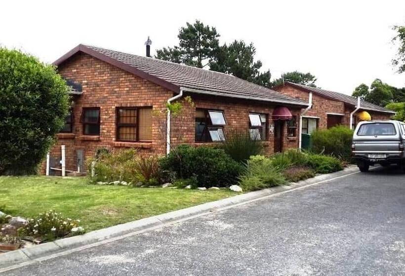 پانسیون Lagoon Edge