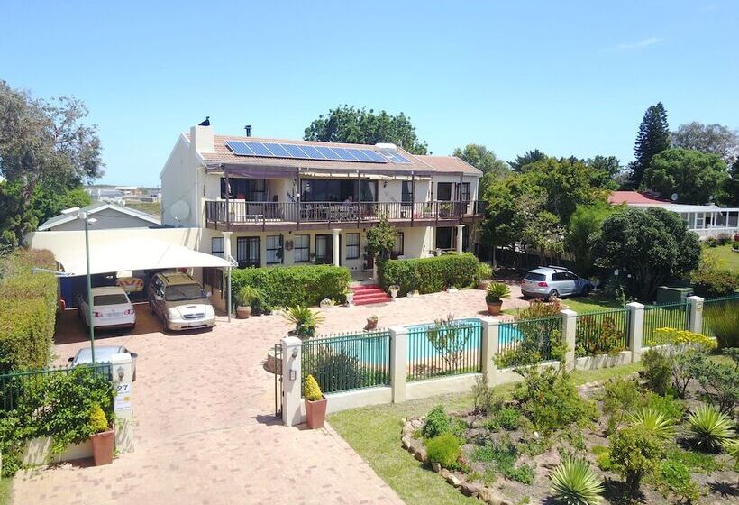 پانسیون Lagoon Edge