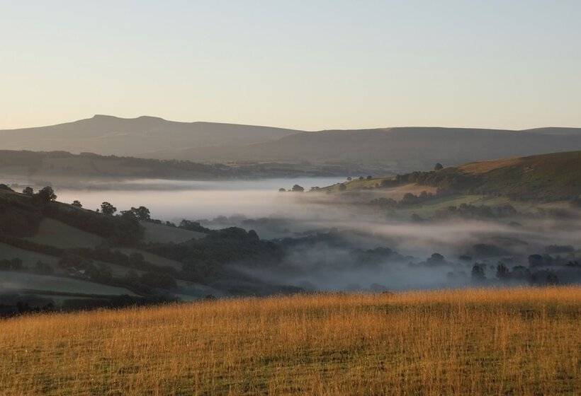 Gilfach Farm Holiday Accommodation