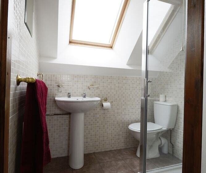 Gilfach Farm Holiday Accommodation