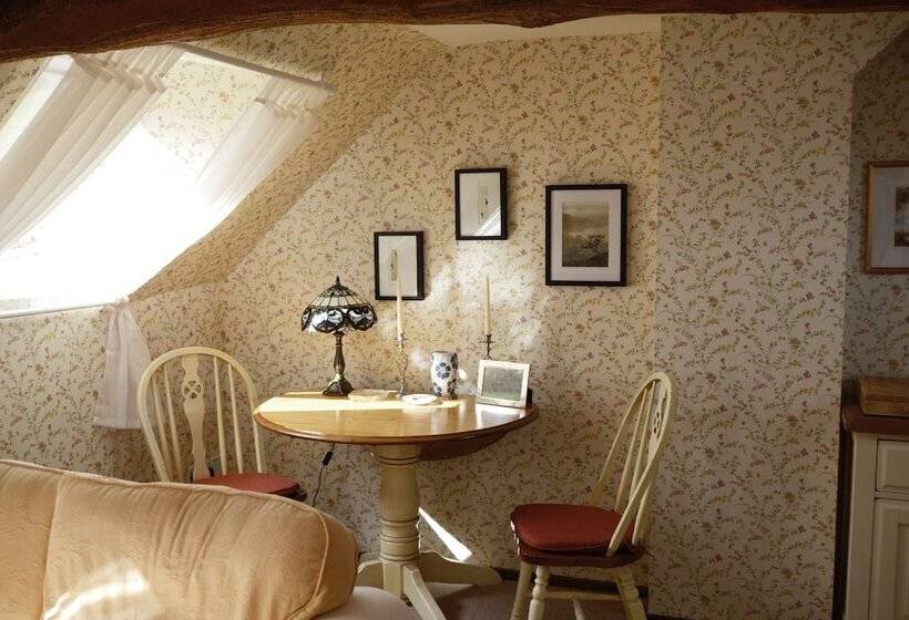 Gilfach Farm Holiday Accommodation