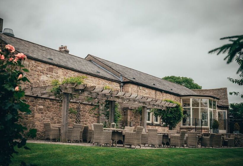 فندق Shireburn Arms