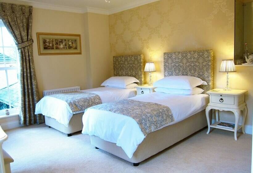 Norfolk House Bed And Breakfast